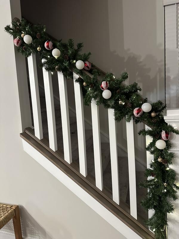 The Holiday Aisle® 9FT Prelit Artificial Christmas Garland With Color  Changing Lights And Timer By Remote Control And Batteries Operated For  Mantle Stairs Fireplace Xmas Decoration, Indoor Outdoor, 9 FT, Snow