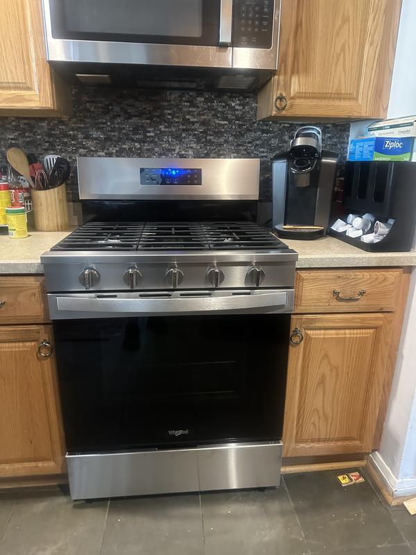 Whirlpool Air Cooking Technology 30-in 5 Burners 5-cu ft Self-cleaning ...