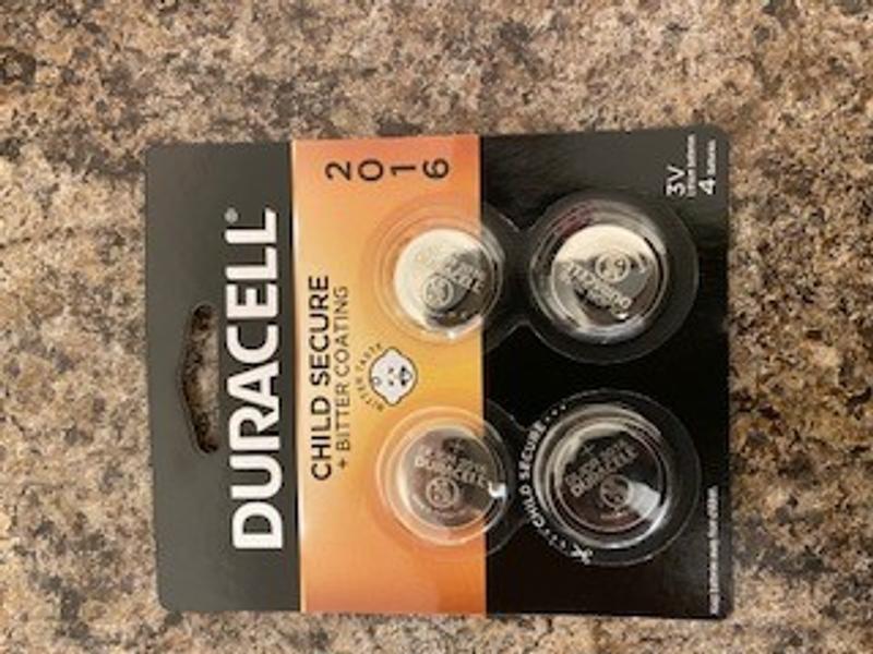 Duracell CR2016 3V Lithium Battery, Child Safety Features, 2 Count Pack,  Lithium Coin Battery for Key Fob, Car Remote, Glucose Monitor, CR Lithium 3
