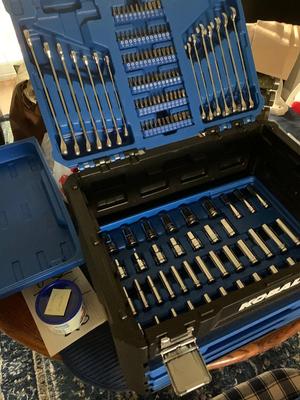 Kobalt 286 deals piece tool set