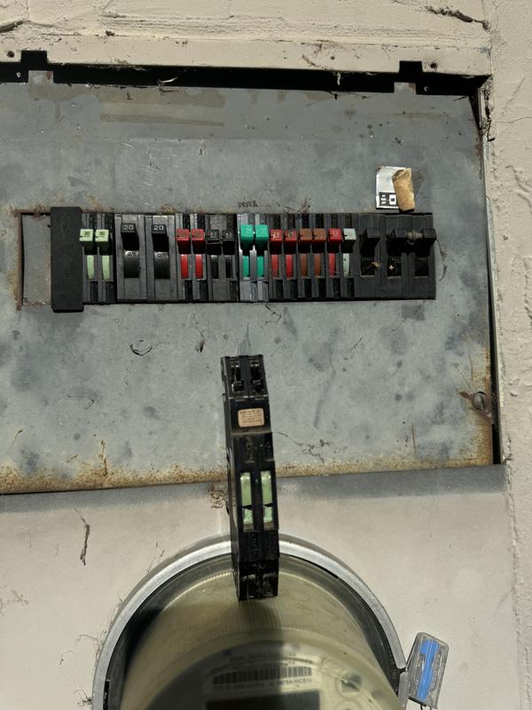 Connecticut Electric 40-amp 2-Pole Standard Trip Plug-on