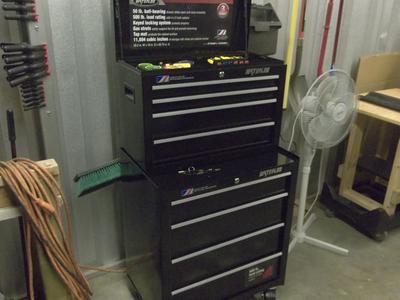 Waterloo AT 黒 Waterloo 26-in W x 17.25-in H x 12-in D 4 -Drawer Steel Tool Chest