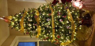 GE 7.5-ft Oakmont Spruce Pre-lit Artificial Christmas Tree