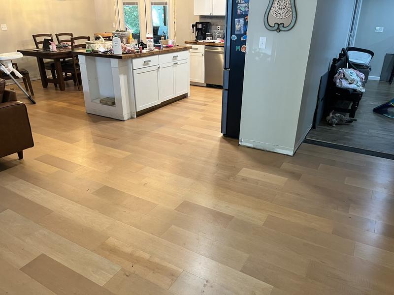 LVP - Naturals 5-in Bluegrass Trail Maple Smooth/Traditional Engineered Hardwood Flooring (20.01-sq ft)