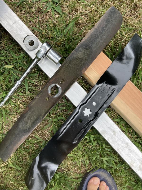 CRAFTSMAN 42-in Tractor or Zero-turn Radius Mower (ztr) Mulch Kit