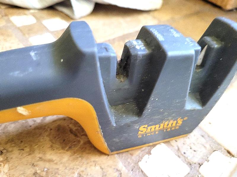 Smith's Consumer Products Store. EDGEWORK-SITE UTILITY BLADE SHARPENER