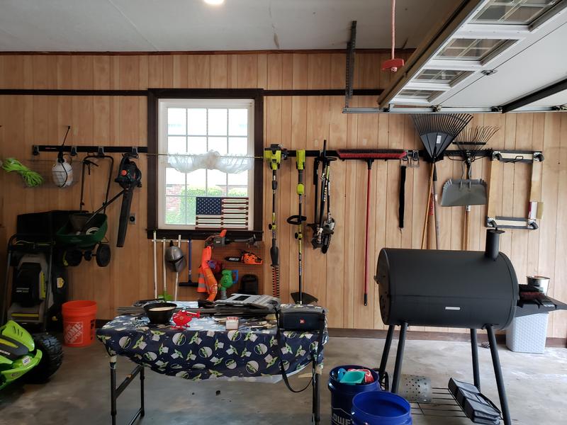 割引クーポン Rubbermaid 20-Piece FastTrack Rails Utility Hooks, and Sports 15 Wall -Mounted Home Tool House Purposes Garage Kit, Storage for 車用工具、修理、ガレージ用品 