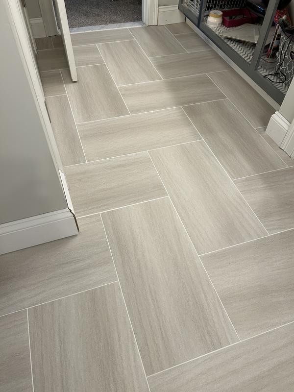 Style Selections Santori Stone 4-mil x 12-in W x 24-in L Groutable Water Resistant Peel and Stick Luxury Vinyl Tile Flooring