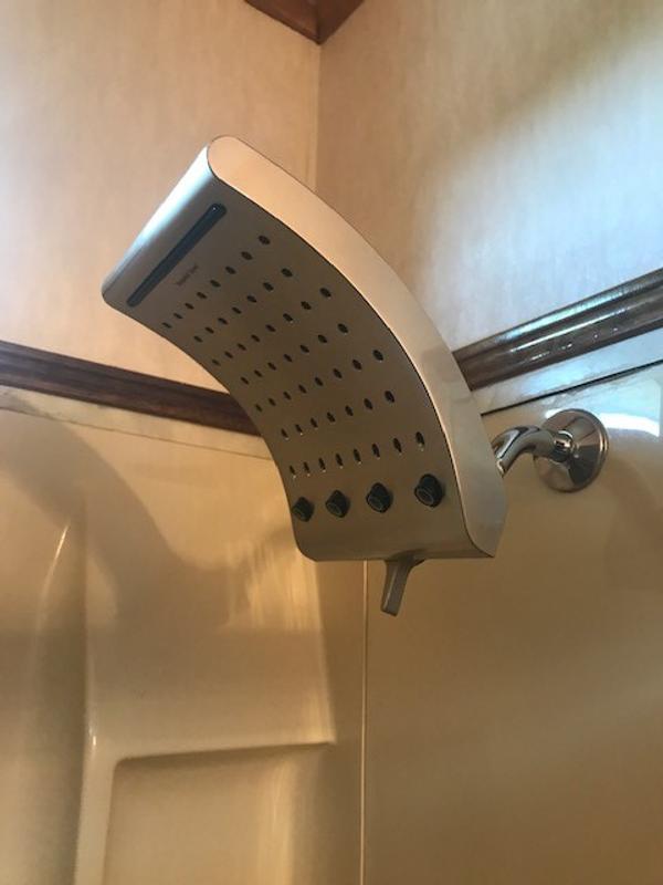 Oxygenics Curve Brushed Nickel 3-Spray Rain Shower Head 2-GPM (7.6-LPM) Oxygenics Curve Brushed Nickel 3-Spray Rain Shower Head 2-GPM (7.6-LPM)