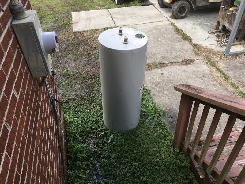 Eemax 240-Volt 18-kW 3.5-GPM Tankless Electric Water Heater in the Water  Heaters department at Lowes.com
