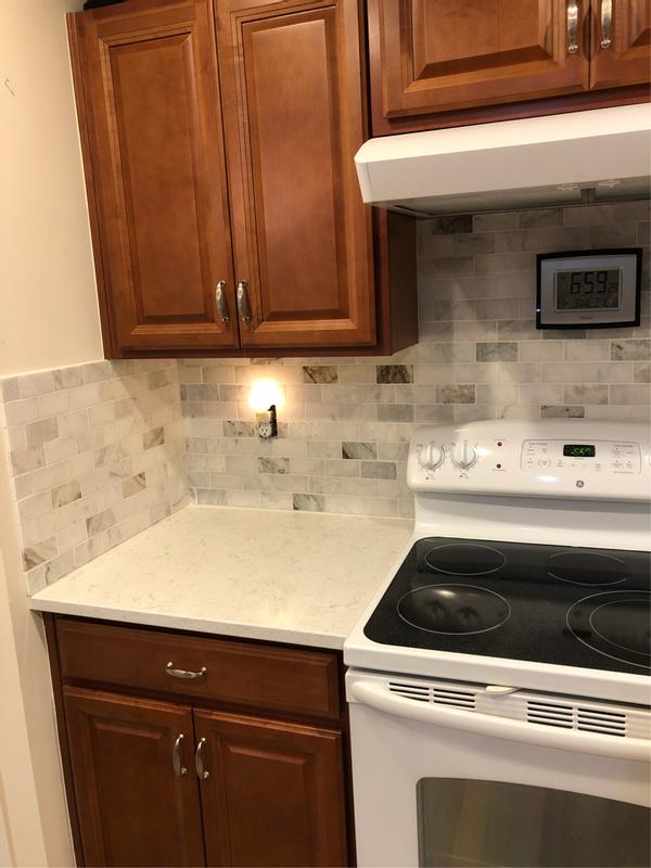 American Olean Genuine Stone White Ember 11-in x 13-in Honed American Olean Genuine Stone White Ember 11-in x 13-in Honed