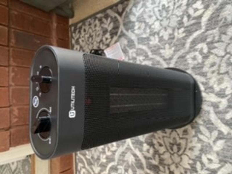 Utilitech Up to 1500-Watt Ceramic Tower Indoor Electric Space Heater with  Thermostat at Lowes.com