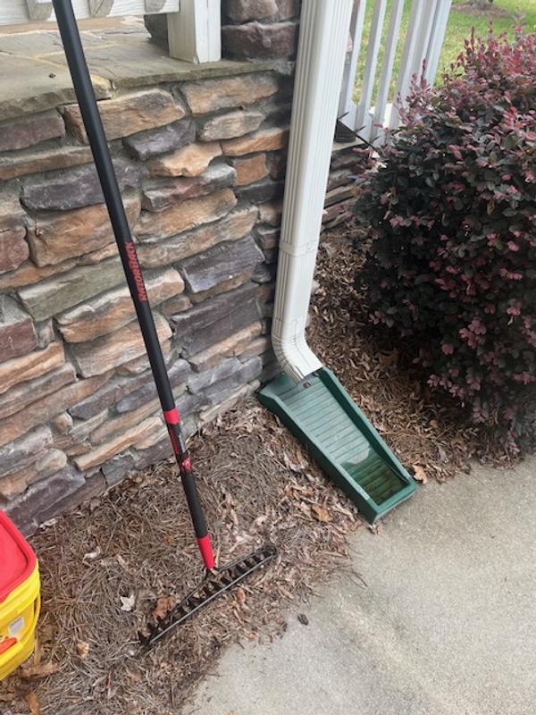 Razor-Back 66.5-in L Fiberglass-Handle Steel Garden Rake Razor-Back 66.5-in L Fiberglass-Handle Steel Garden Rake
