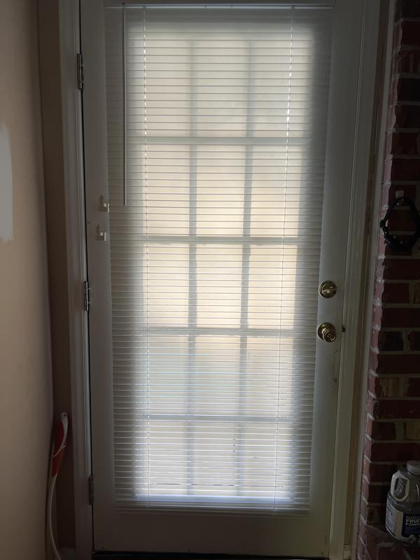 Project Source 1-in Slat Width 33-in x 60-in Cordless White Vinyl Room ...