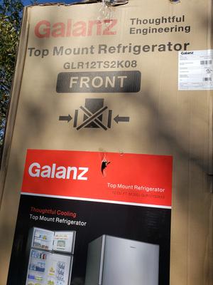 Galanz Refrigerator 12-cu ft Counter-depth Top-Freezer