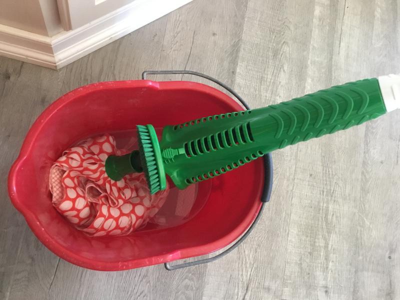 Heavy-Duty Wonder Wet Mop with Scrub Brush (2-Pack)