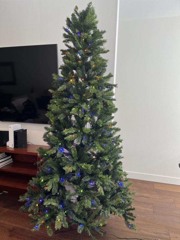 GE 9-ft Lexington Pine Pre-lit LED Artificial Christmas Tree