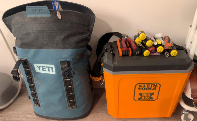 Klein Tools MODbox Gray/Orange 17-Quart Insulated Chest Cooler 62204MB ...