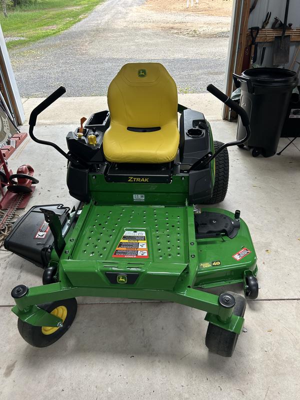 John Deere Z325E ZTrak 48-in 24-HP V-twin Gas Zero-turn Riding
