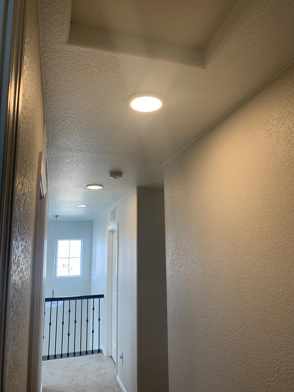 HALO White 6 in 756 Lumen Daylight Round Dimmable LED Canless