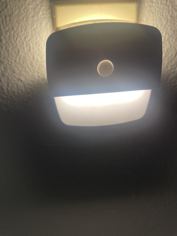 Utilitech White LED Motion Sensor Auto On/Off Night Light in the Night  Lights department at