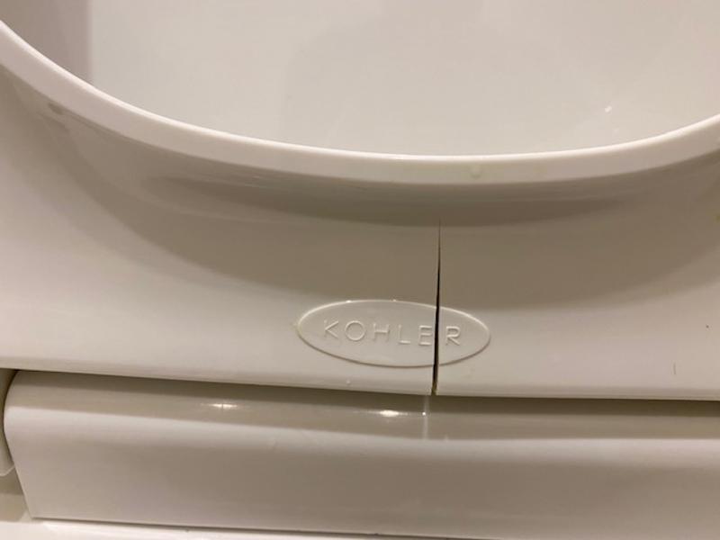 KOHLER siège de toilette allongé à fermeture lente en plastique 75792-0