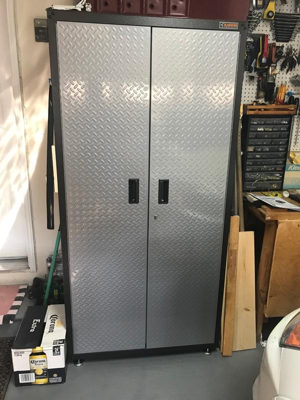 Gladiator Armoire De Garage 36 X 72 X 18 Tole Larmee