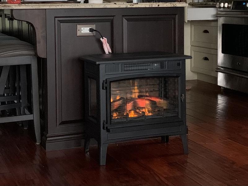TWIN-STAR Infrared Quartz Fireplace Stove - Electric - 1500 W - 5200 BTU DFI -5010-01 | RONA