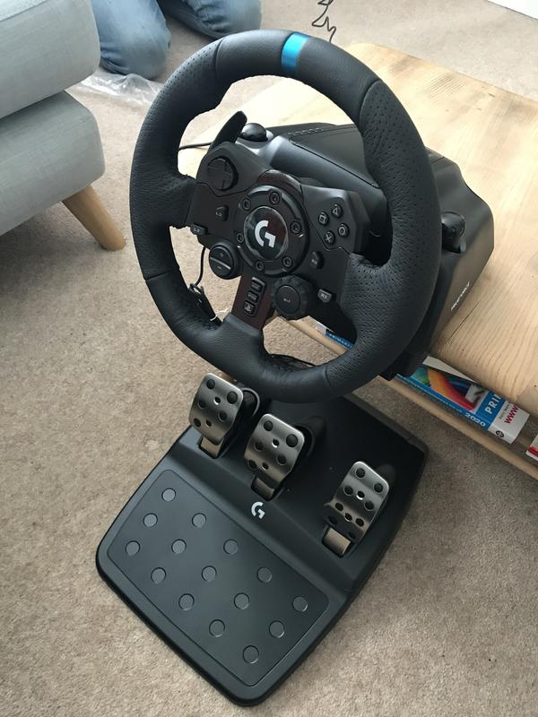 Logitech G923 TRUEFORCE Racing Wheel & Pedals - Playstation/PC