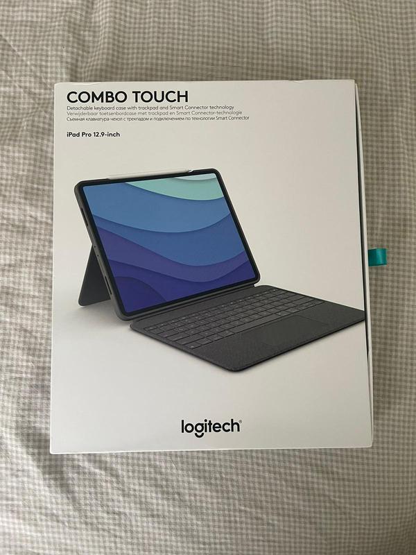 Logitech Combo Touch iPad Pro 12.9-inch (5th & 6th gen - 2021