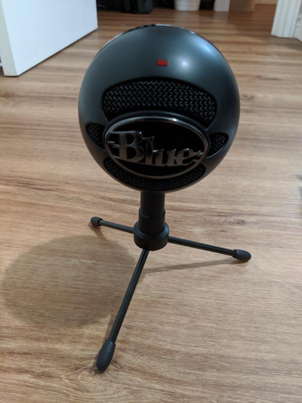 Microphone