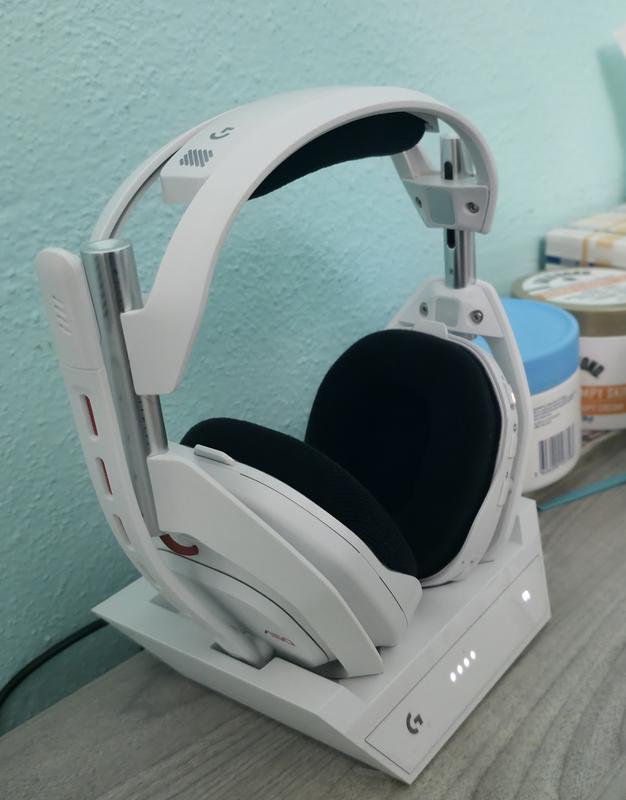 Logitech ASTRO A50 Gaming Headset + Base Station White - 939-002229