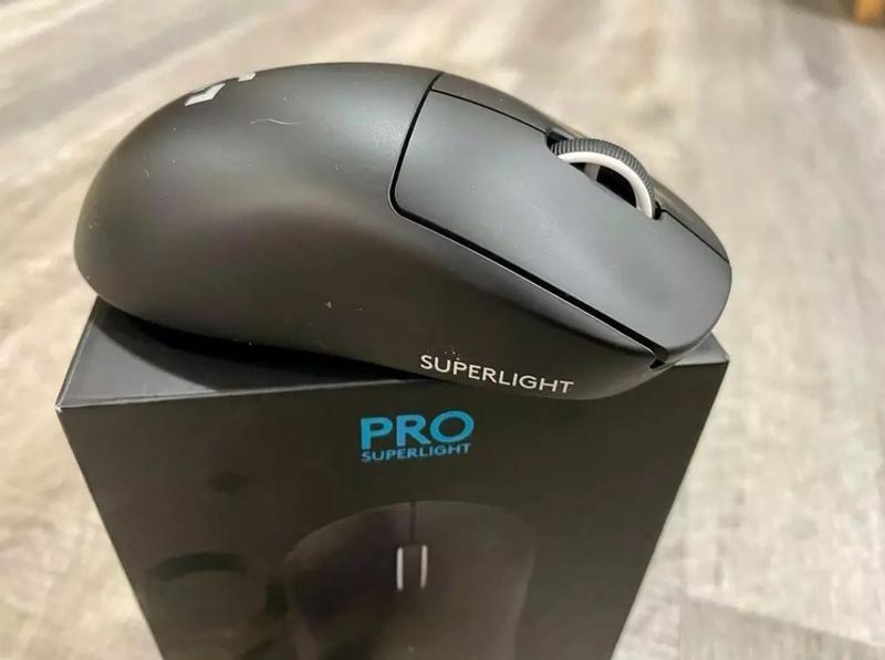 PRO X SUPERLIGHT 2 DEX Wireless Gaming Mouse | Logitech G PRO X SUPERLIGHT 2 DEX Wireless Gaming Mouse | Logitech G