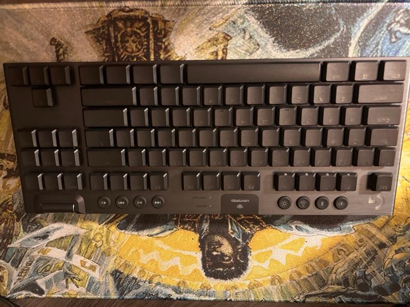 G915 X TKL Wireless RGB Gaming Keyboard | Logitech G