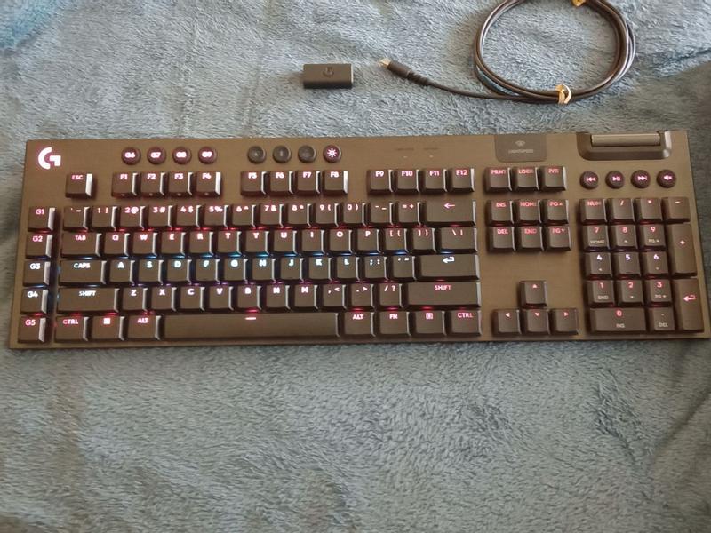 G915 X LIGHTSPEED Low-Profile Wireless Gaming Keyboard G915 X LIGHTSPEED Low-Profile Wireless Gaming Keyboard