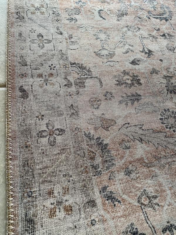 Picture showing print and color