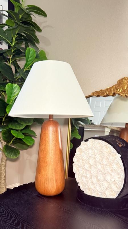 Douglas Wood Table Lamp | Joon Loloi