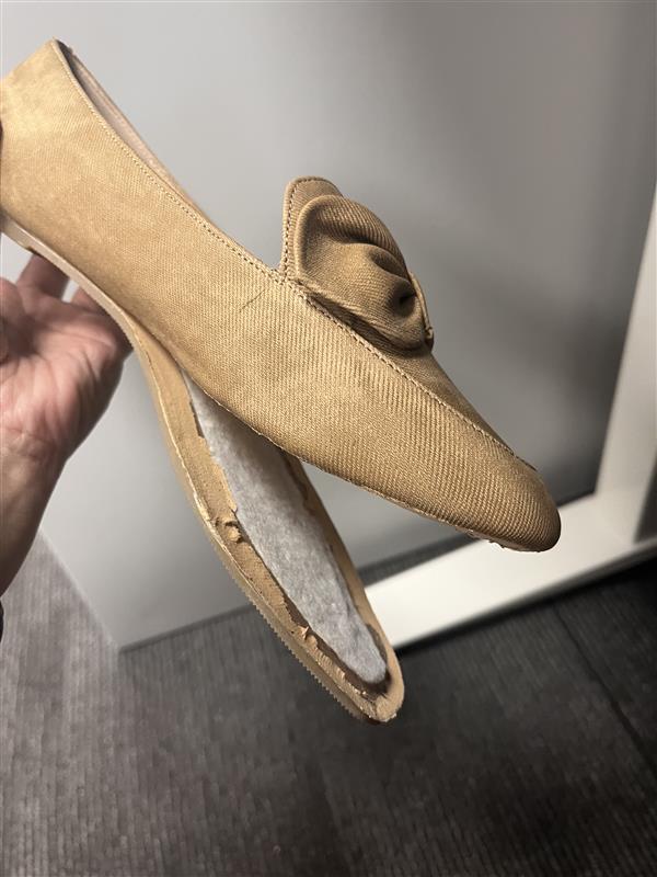 Customer carousel item 3.