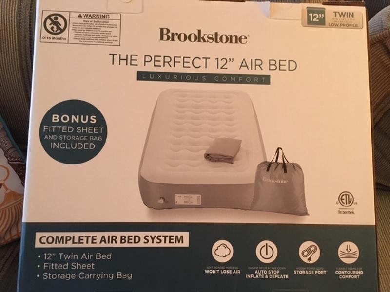 brookstone perfect air mattress with built-in pump