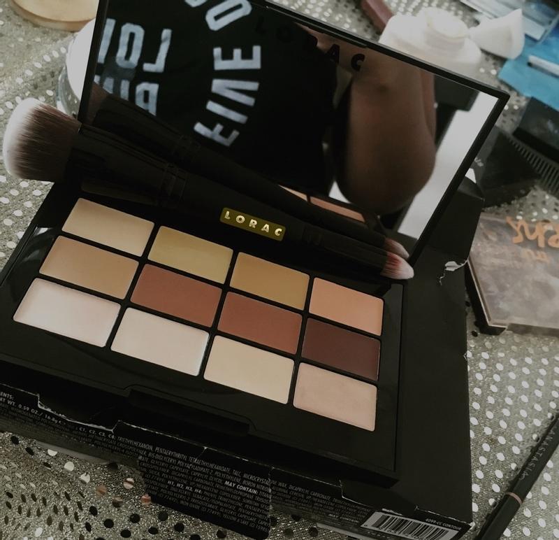 Photo from makeupcon