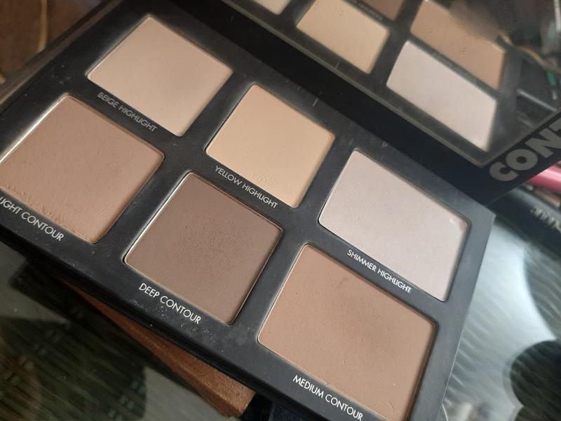 PRO Contour Palette & PRO Contour Brush