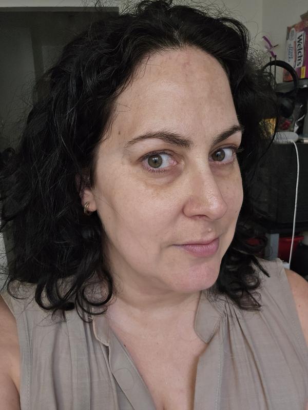 Bare faced,  no makeup at all, for reference.
