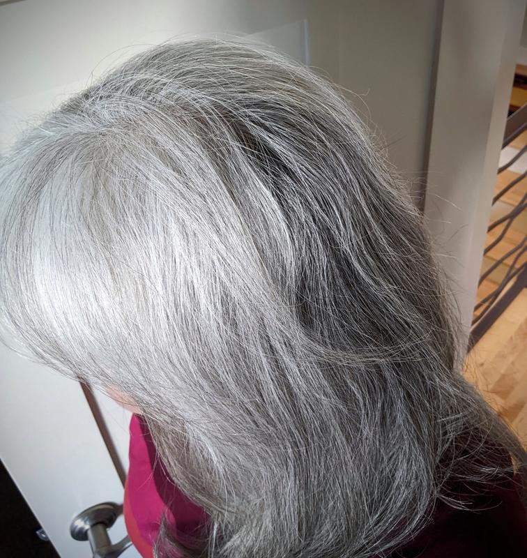 Light dusting of Colorista spray in "Silver 01" as a dry shampoo 3 days after wash