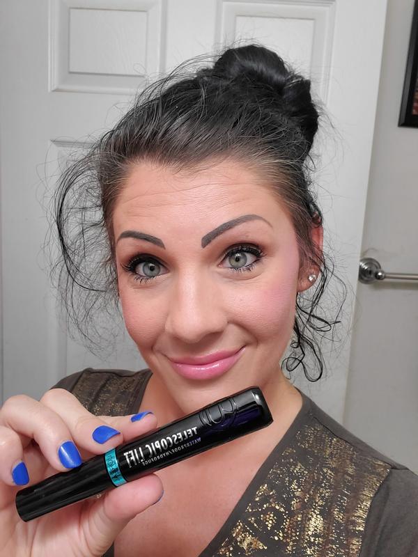 WITH Loreal Telescopic Lift Mascara On!