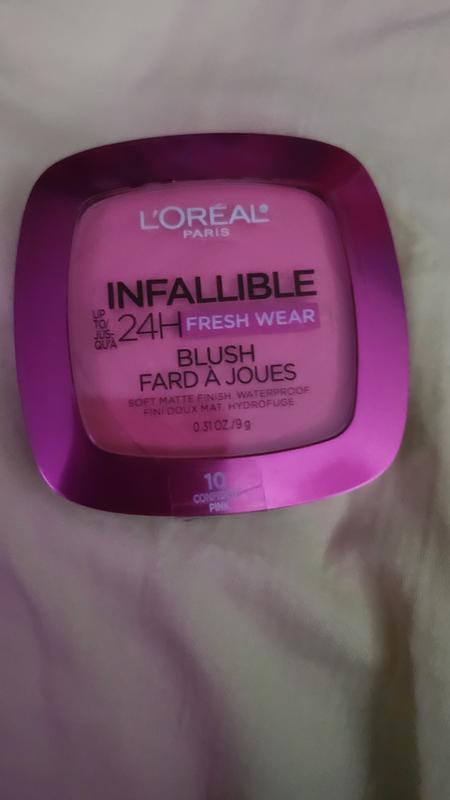 Infallible waterproof blush in Confident pink.