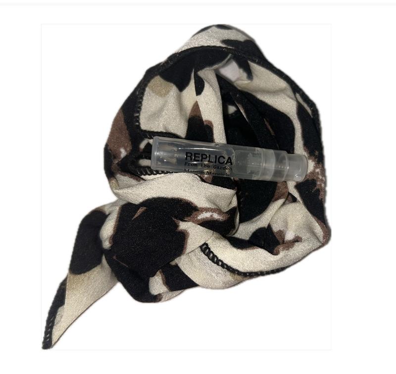 REPLICA Sample
