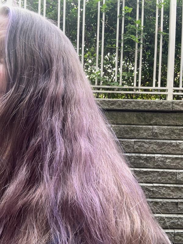 Just after I coloured my hair purple ✔️