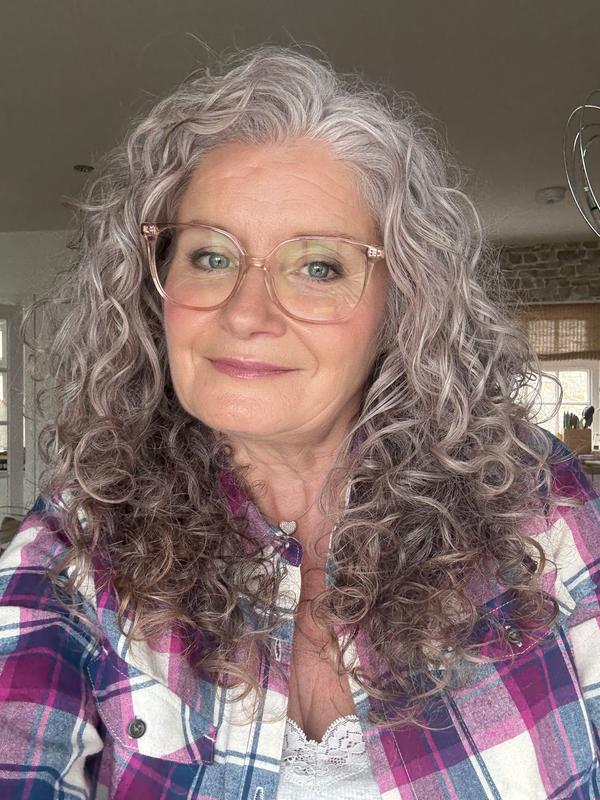 I’ve applied the toner to the darker hair here.