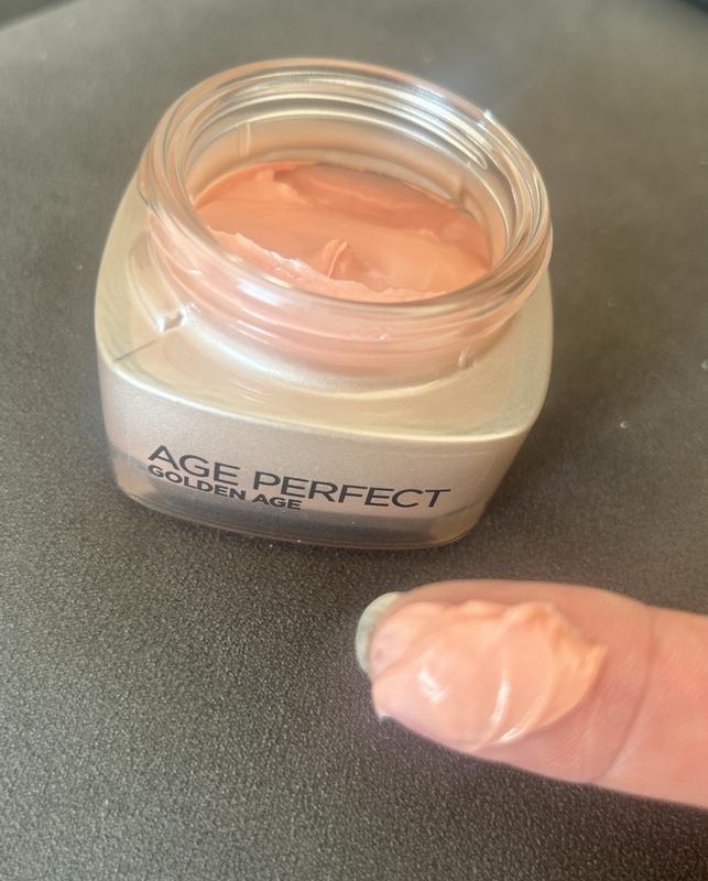 Lovely thick non oily cream - absorbs easily and leaves a healthy glow