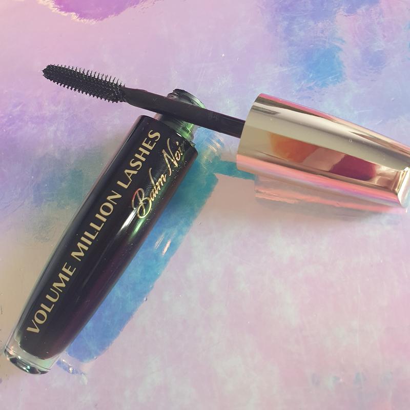 Volume Million Lashes